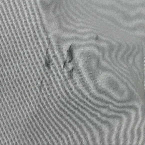 NWT Dockers Flat Front Relax Fit  Kaki Shorts - Picture 5 of 11